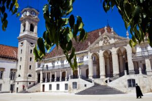 get-cannabis-in-coimbra-weedyhigh