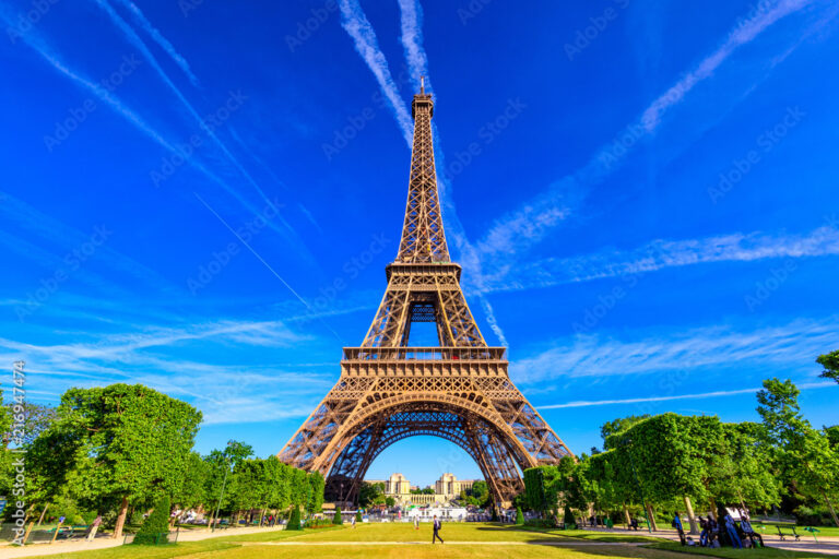 weed-in-paris-weedyhigh